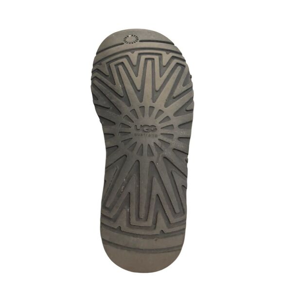 Ugg Classic Short Bailey Button II Grey Suede Boots Size US 5 Women - Picture 4 of 6